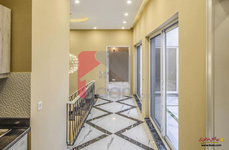 9 Marla House for Sale in Bankers Cooperative Housing Society, Lahore