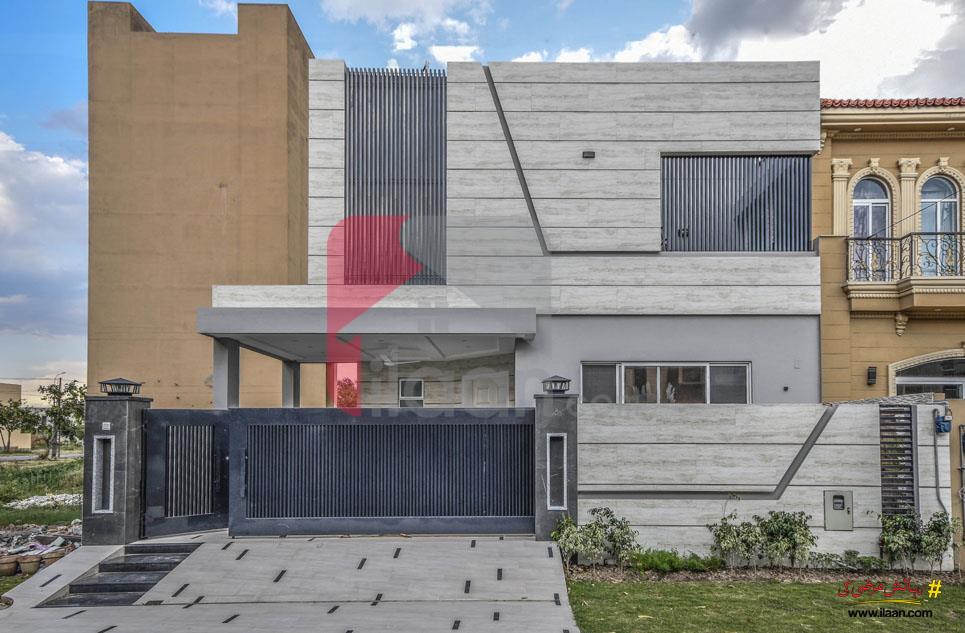 9 Marla House for Sale in Bankers Cooperative Housing Society, Lahore