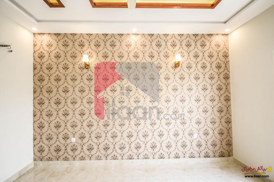9 Marla House for Sale in Bankers Cooperative Housing Society, Lahore