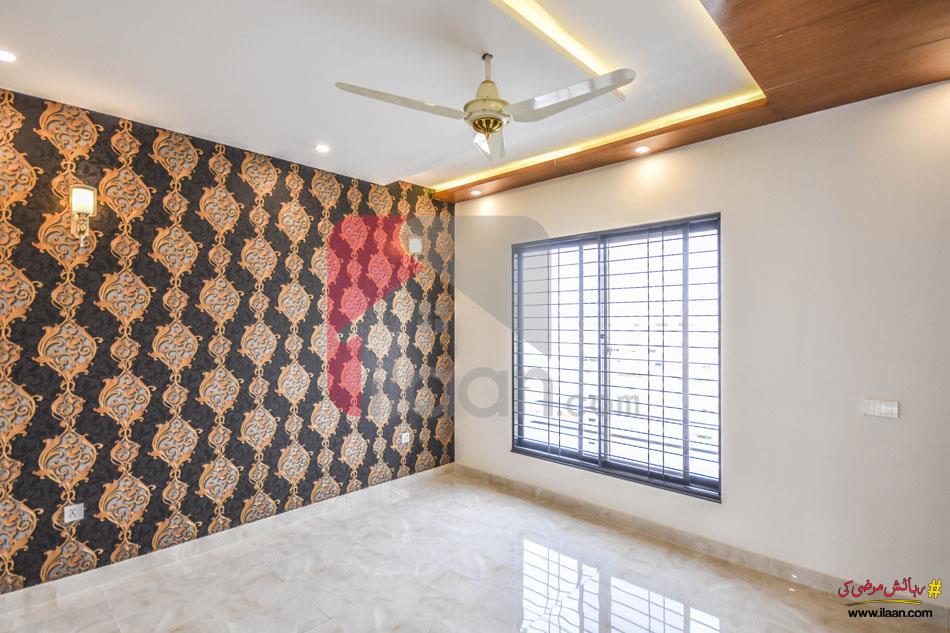 9 Marla House for Sale in Bankers Cooperative Housing Society, Lahore