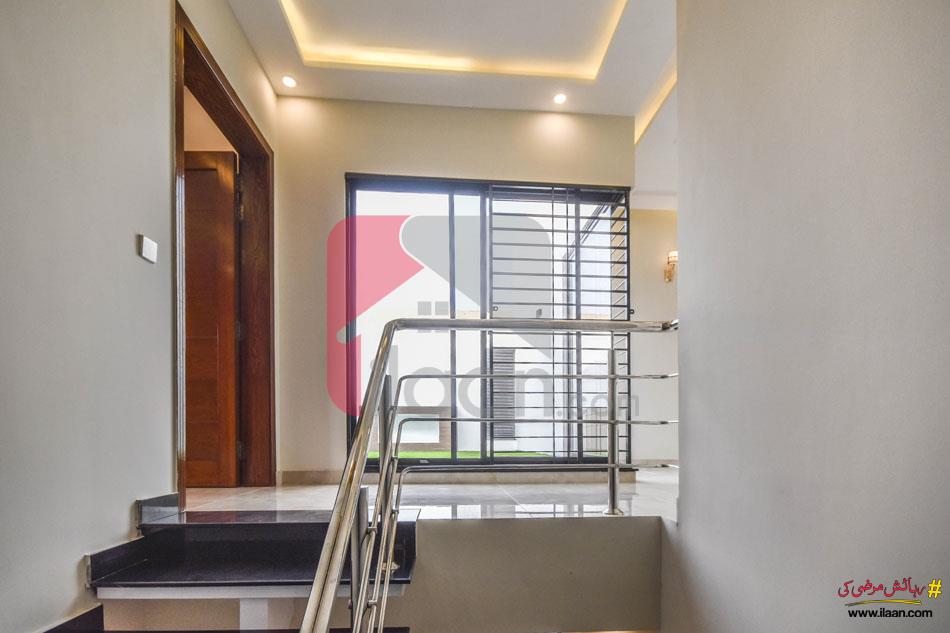 9 Marla House for Sale in Bankers Cooperative Housing Society, Lahore