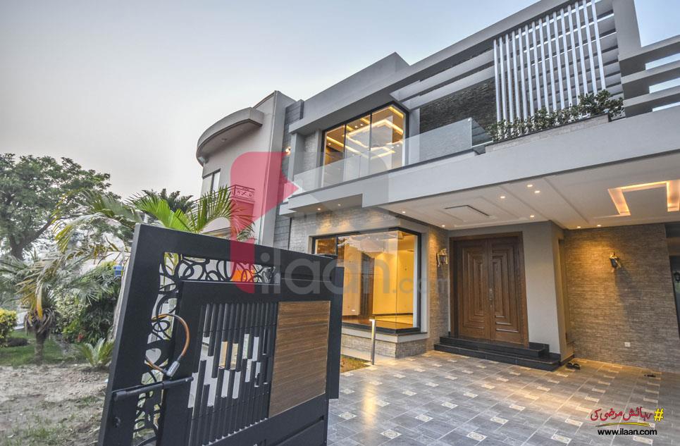 9 Marla House for Sale in Bankers Cooperative Housing Society, Lahore