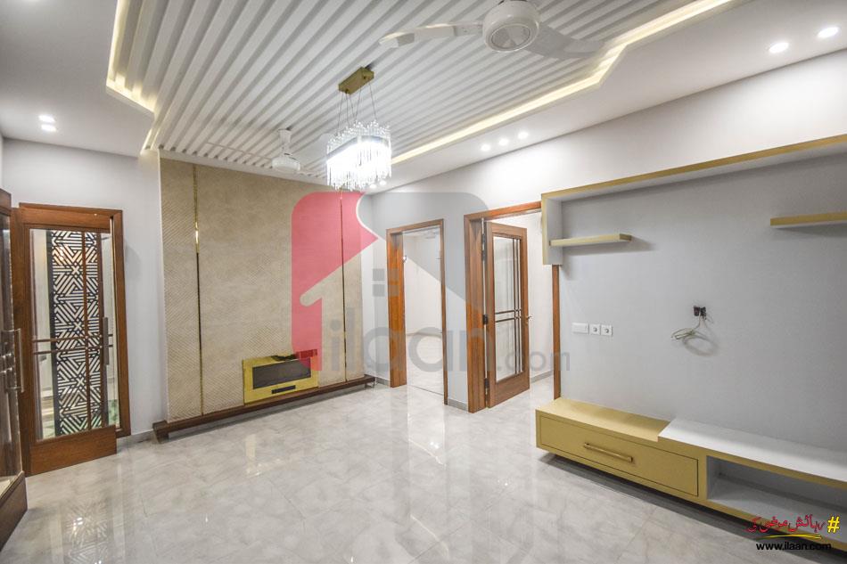 9 Marla House for Sale in Bankers Cooperative Housing Society, Lahore