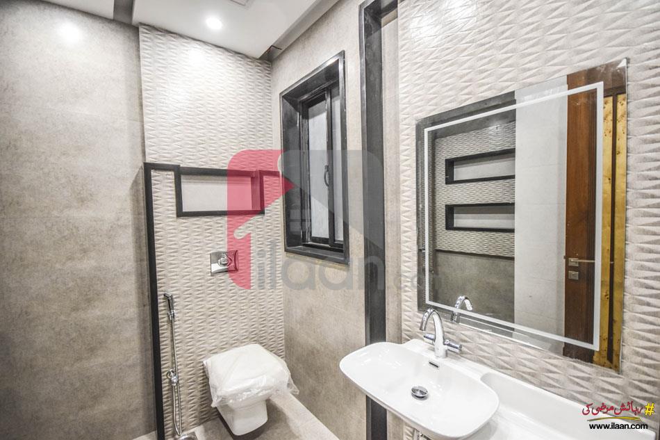 9 Marla House for Sale in Bankers Cooperative Housing Society, Lahore