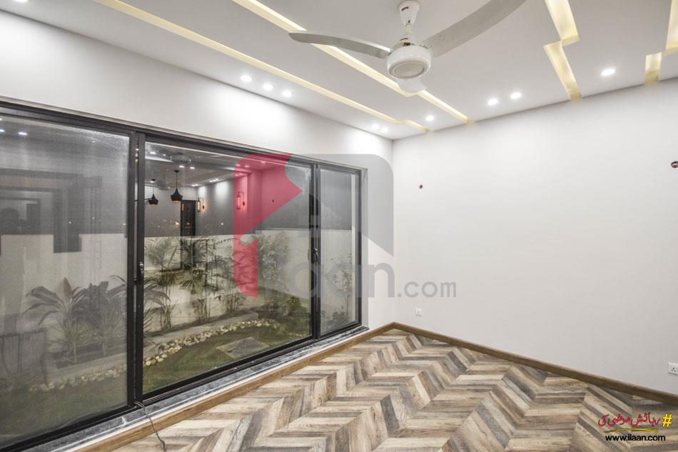 9 Marla House for Sale in Bankers Cooperative Housing Society, Lahore