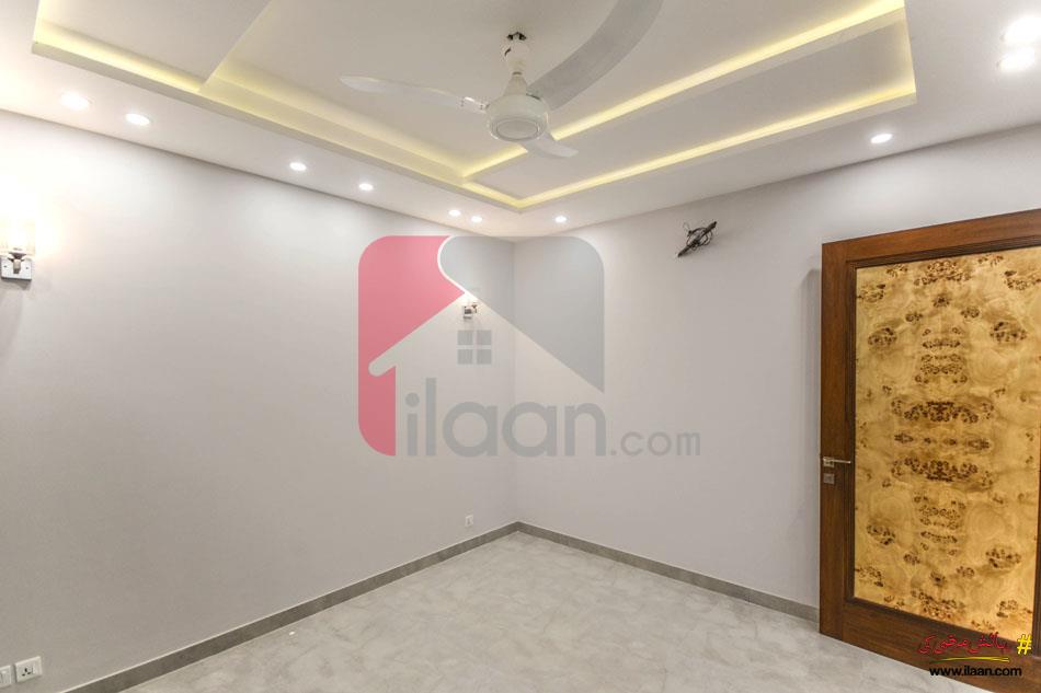 9 Marla House for Sale in Bankers Cooperative Housing Society, Lahore