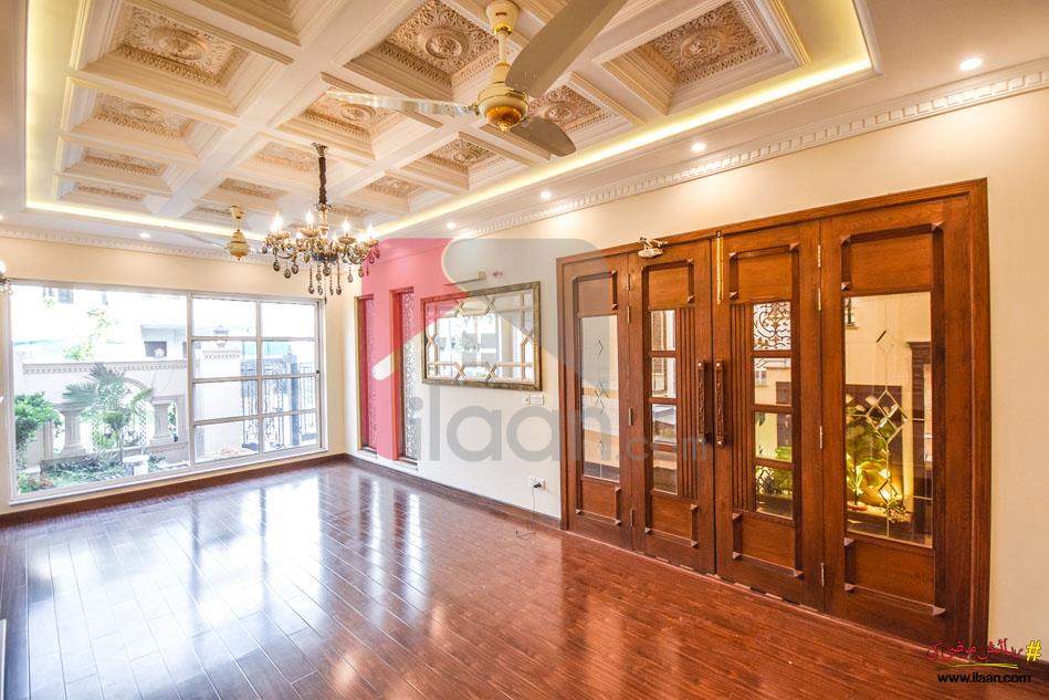 9 Marla House for Sale in Bankers Cooperative Housing Society, Lahore