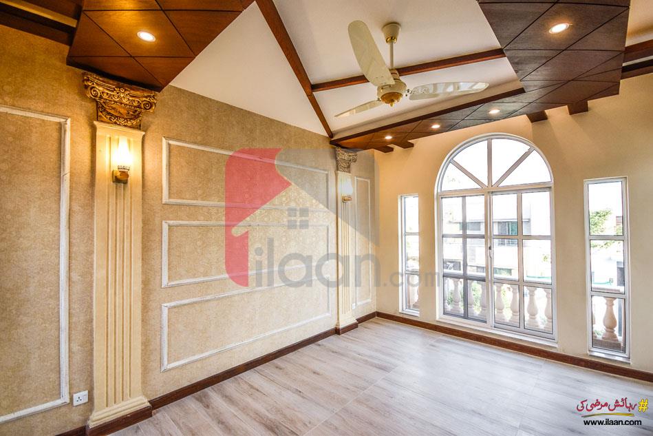 9 Marla House for Sale in Bankers Cooperative Housing Society, Lahore