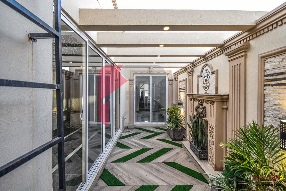 9 Marla House for Sale in Bankers Cooperative Housing Society, Lahore
