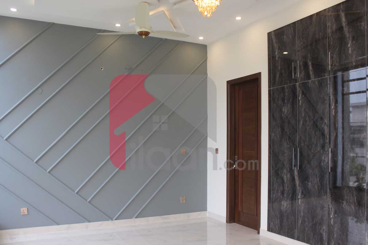 10 Marla House for Sale in Block E, Formanites Housing Scheme, Lahore