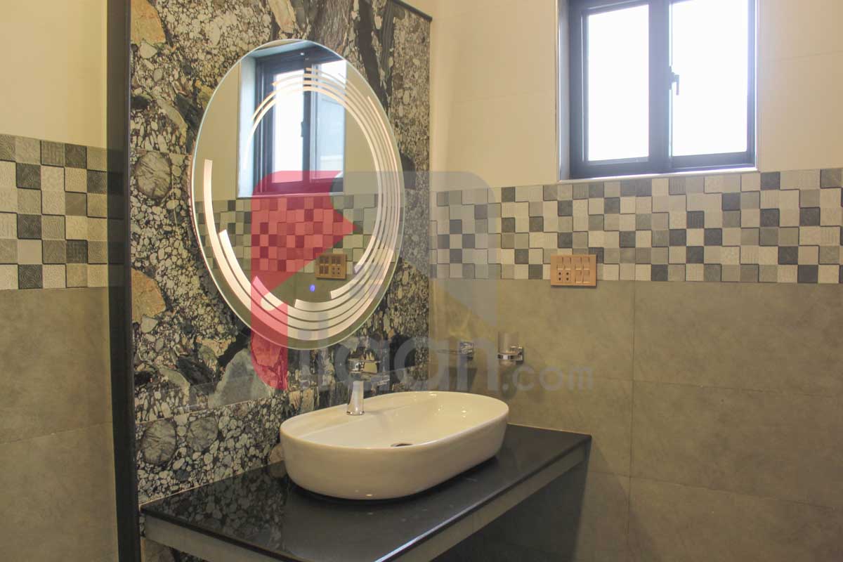 10 Marla House for Sale in Block E, Formanites Housing Scheme, Lahore
