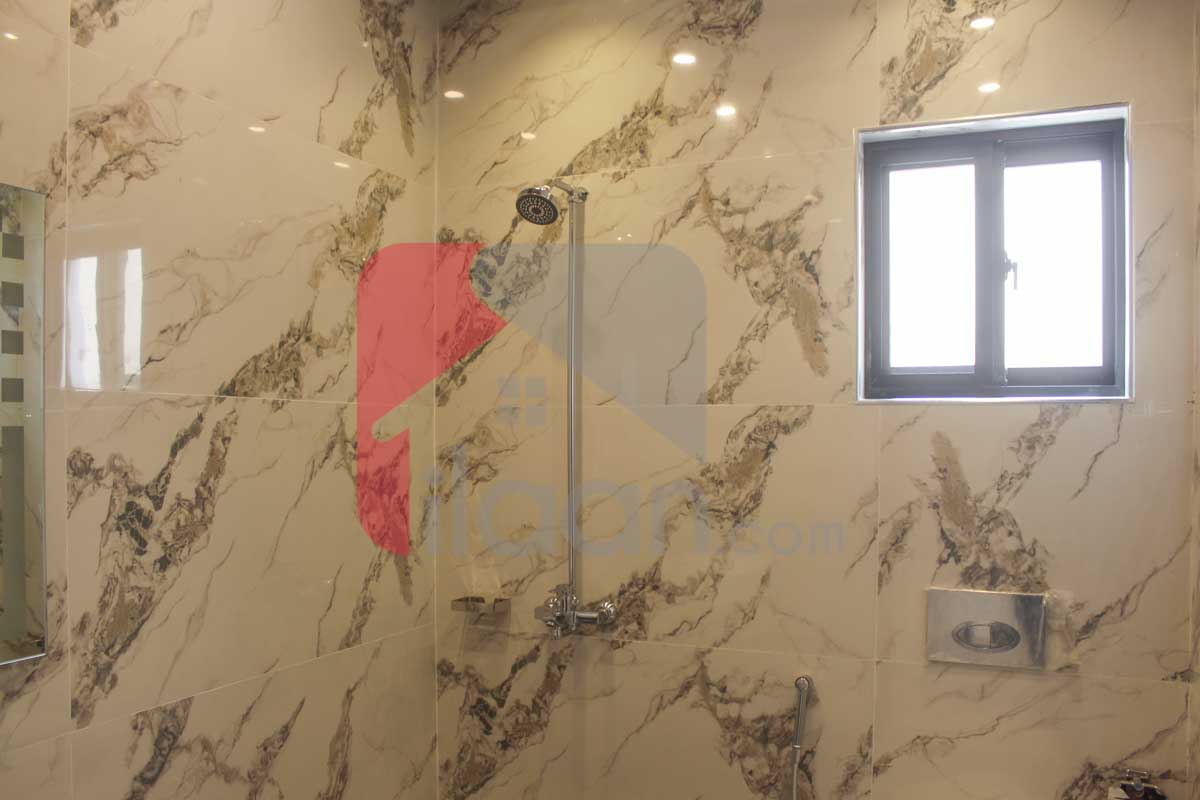 10 Marla House for Sale in Block E, Formanites Housing Scheme, Lahore