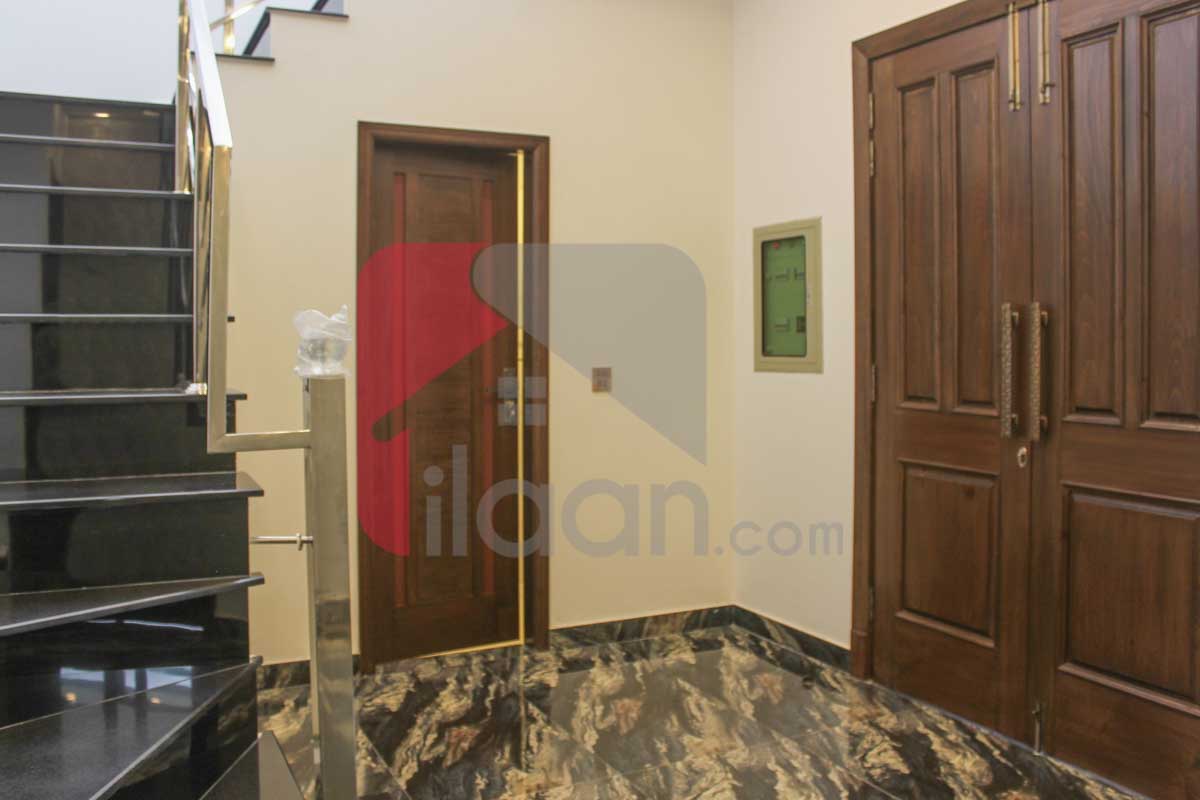 10 Marla House for Sale in Block E, Formanites Housing Scheme, Lahore