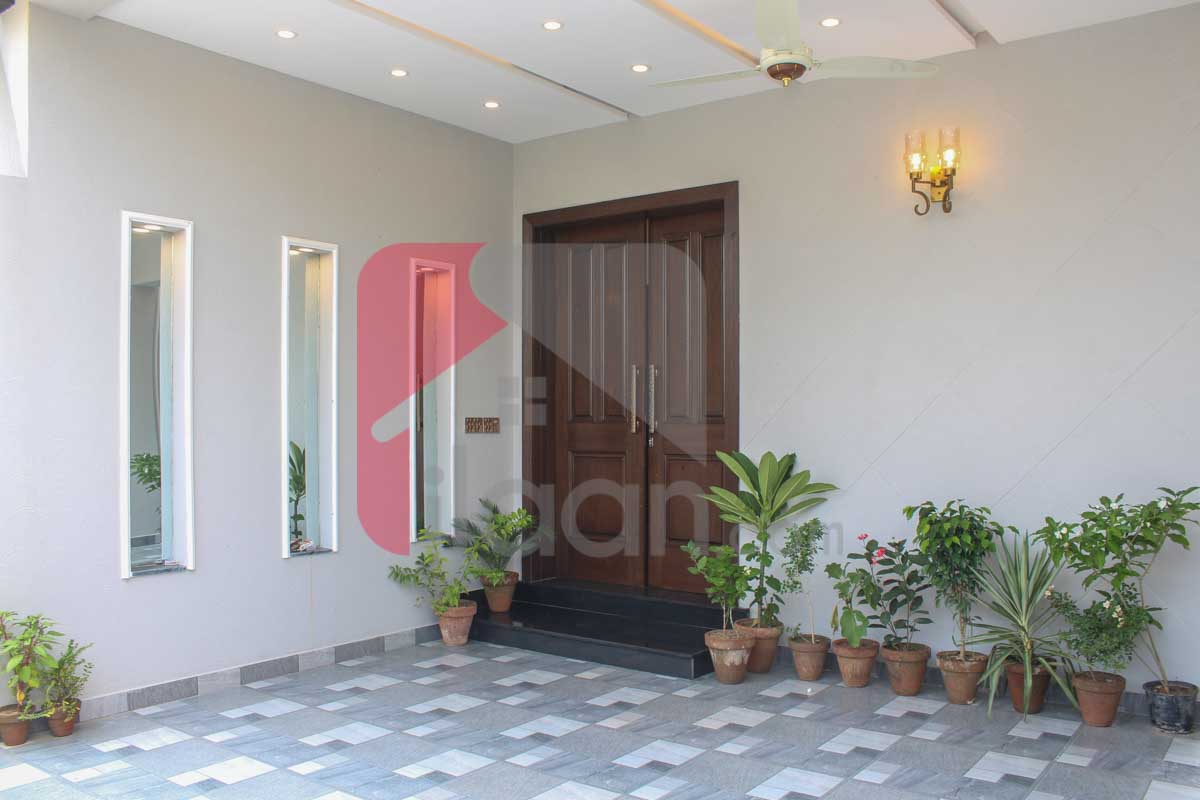 10 Marla House for Sale in Block E, Formanites Housing Scheme, Lahore