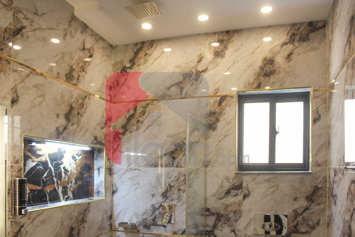10 Marla House for Sale in Block E, Formanites Housing Scheme, Lahore