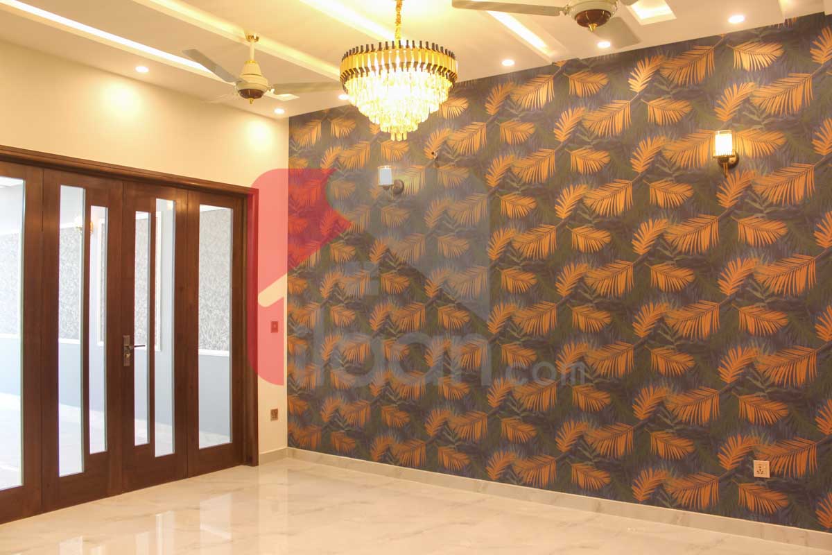 10 Marla House for Sale in Block E, Formanites Housing Scheme, Lahore