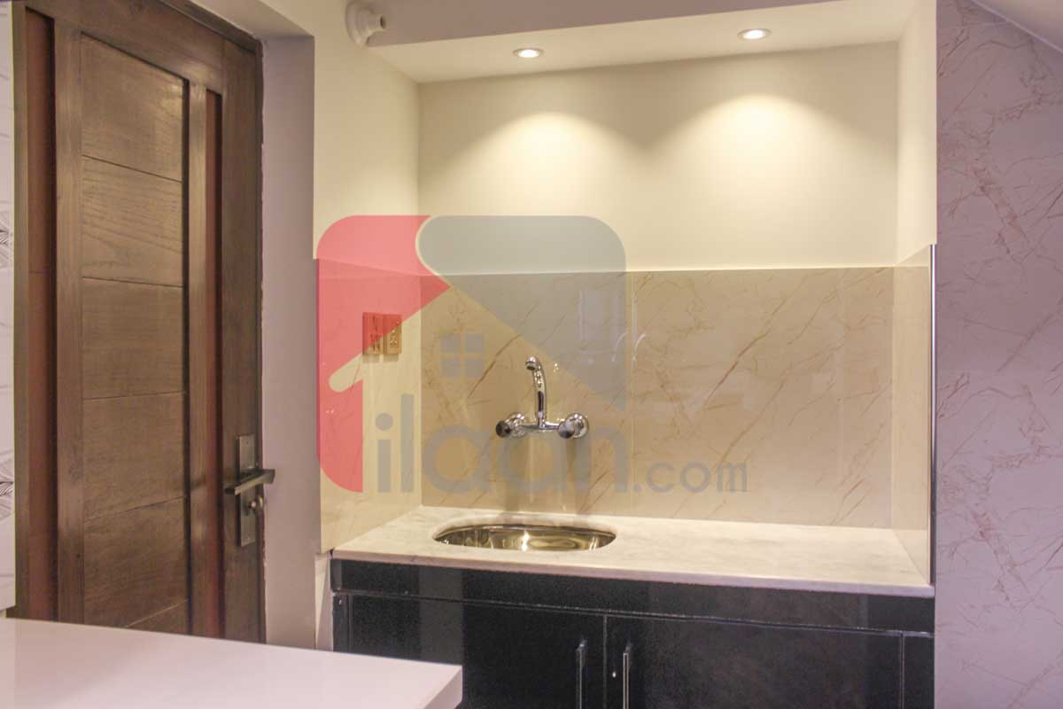 10 Marla House for Sale in Block E, Formanites Housing Scheme, Lahore