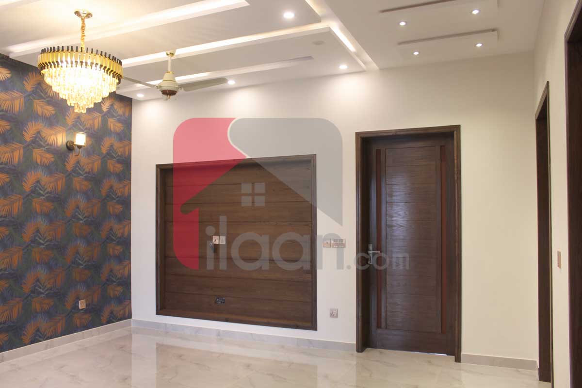 10 Marla House for Sale in Block E, Formanites Housing Scheme, Lahore