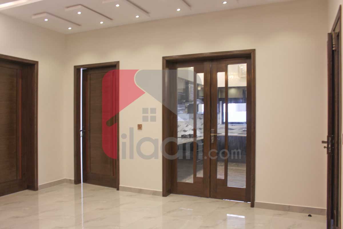 10 Marla House for Sale in Block E, Formanites Housing Scheme, Lahore