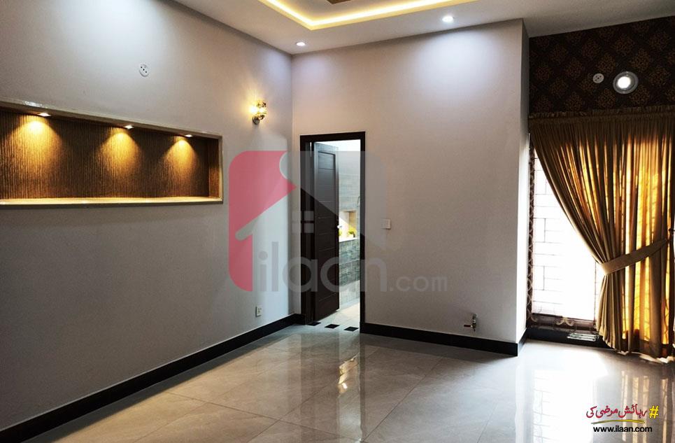 10 Marla House for Sale in Block J, LDA Avenue 1, Lahore