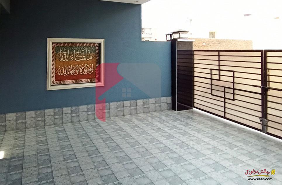 10 Marla House for Sale in Block J, LDA Avenue 1, Lahore