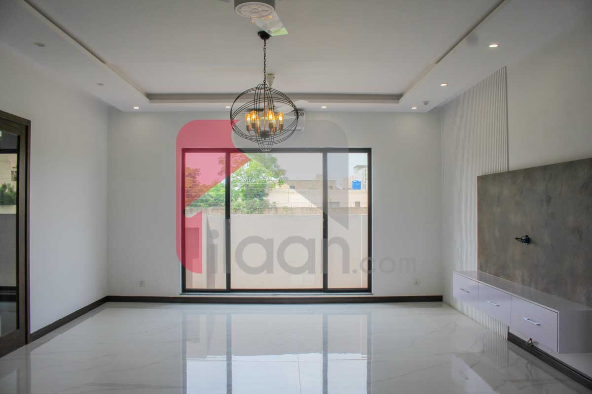 1 Kanal House for Sale in Block N, Phase 6, DHA Lahore