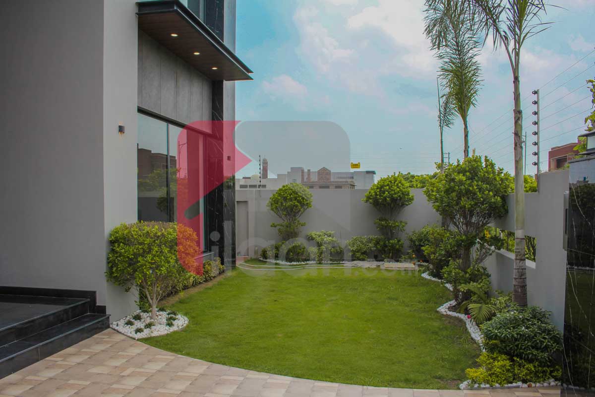 1 Kanal House for Sale in Block N, Phase 6, DHA Lahore