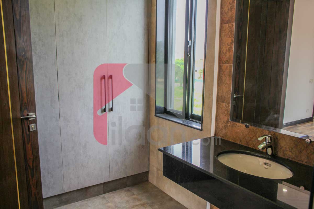 1 Kanal House for Sale in Block N, Phase 6, DHA Lahore