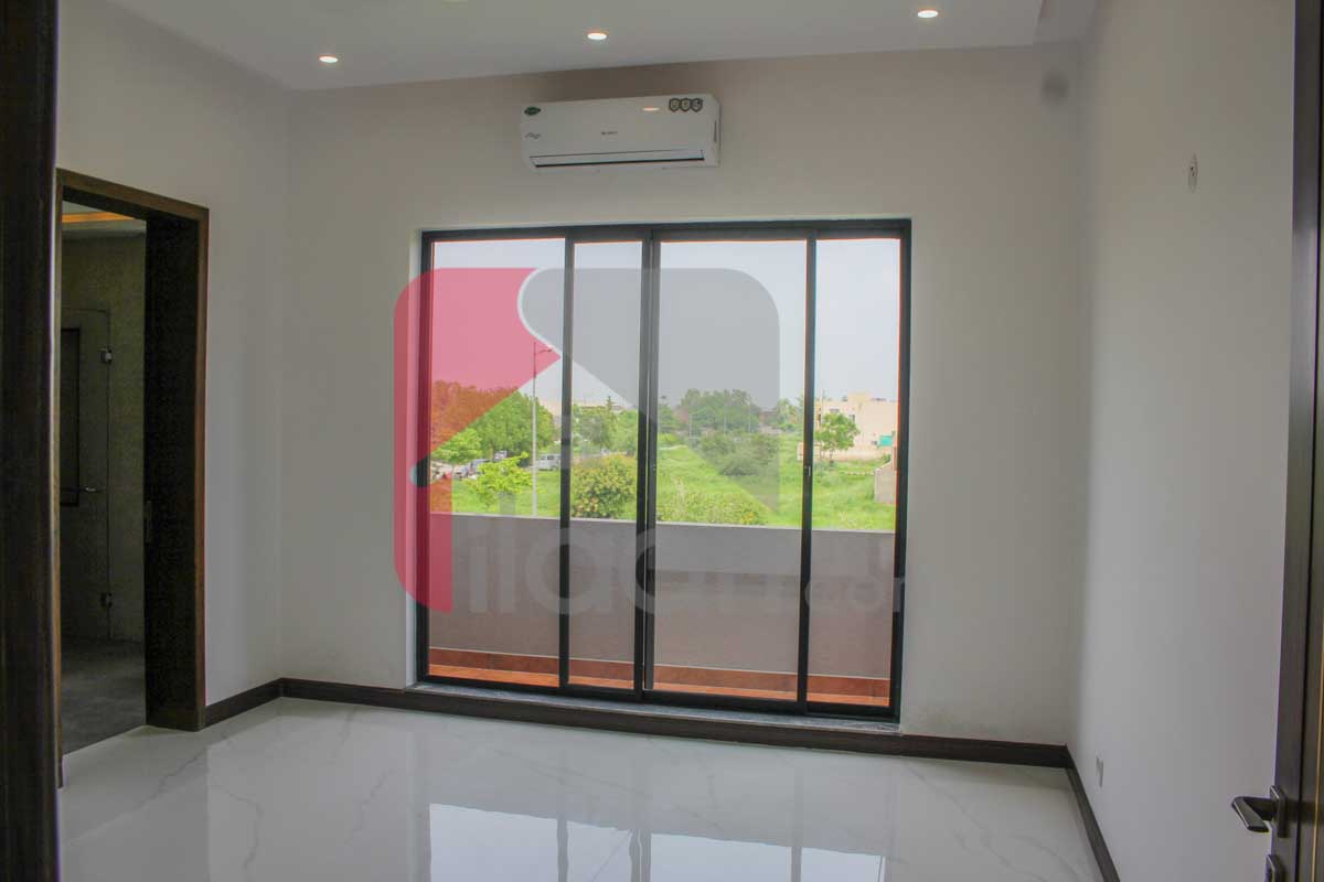1 Kanal House for Sale in Block N, Phase 6, DHA Lahore
