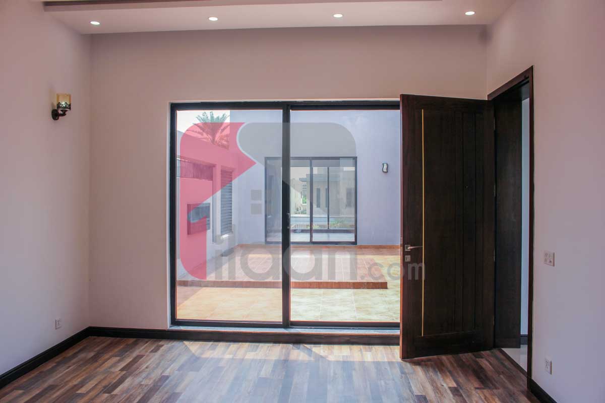 1 Kanal House for Sale in Block N, Phase 6, DHA Lahore