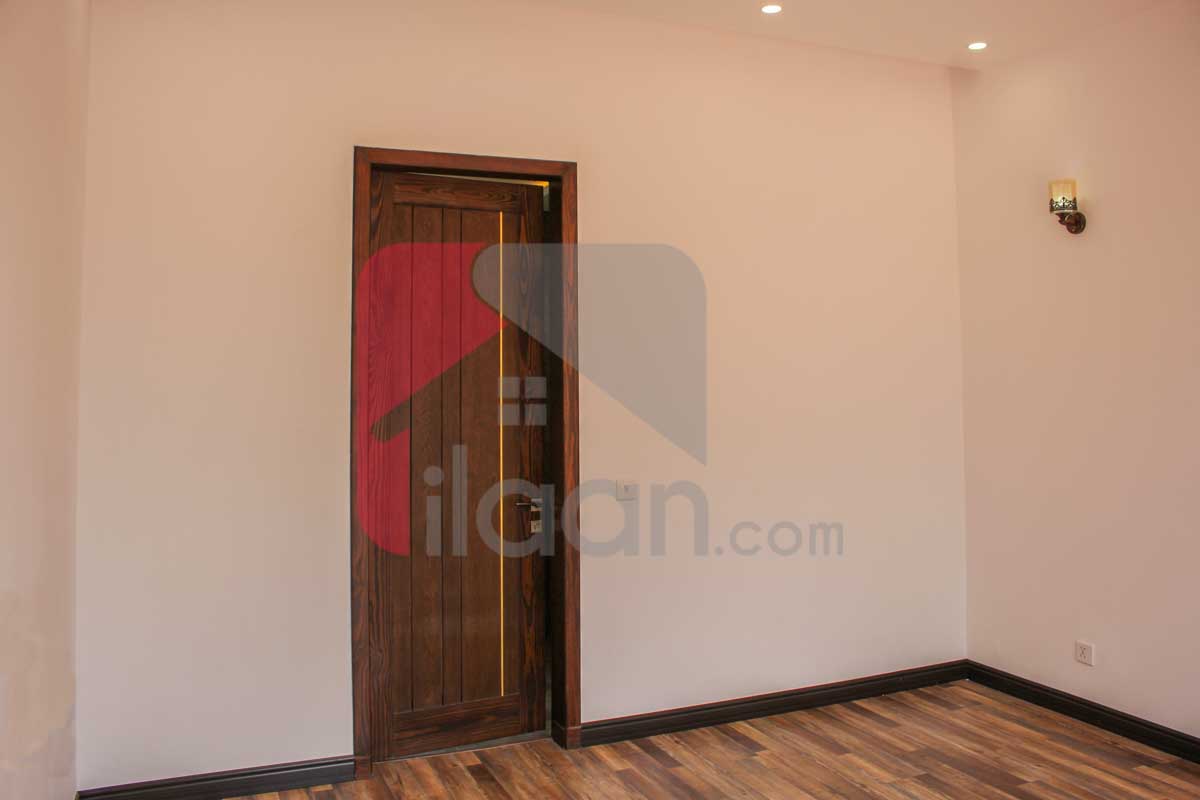 1 Kanal House for Sale in Block N, Phase 6, DHA Lahore