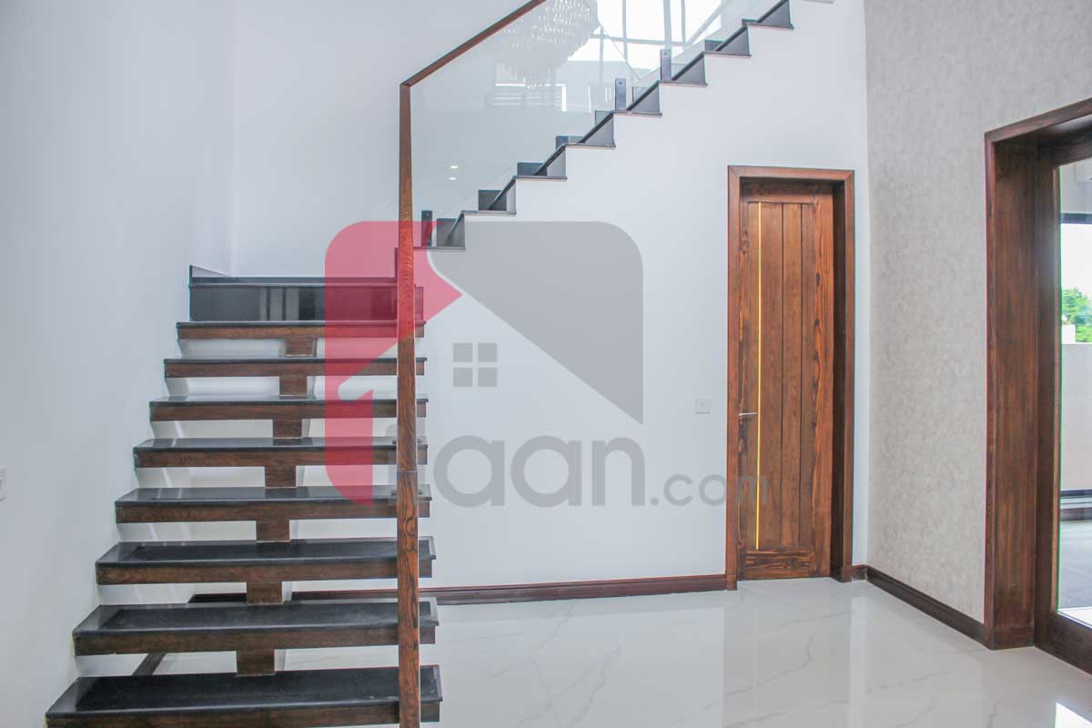 1 Kanal House for Sale in Block N, Phase 6, DHA Lahore