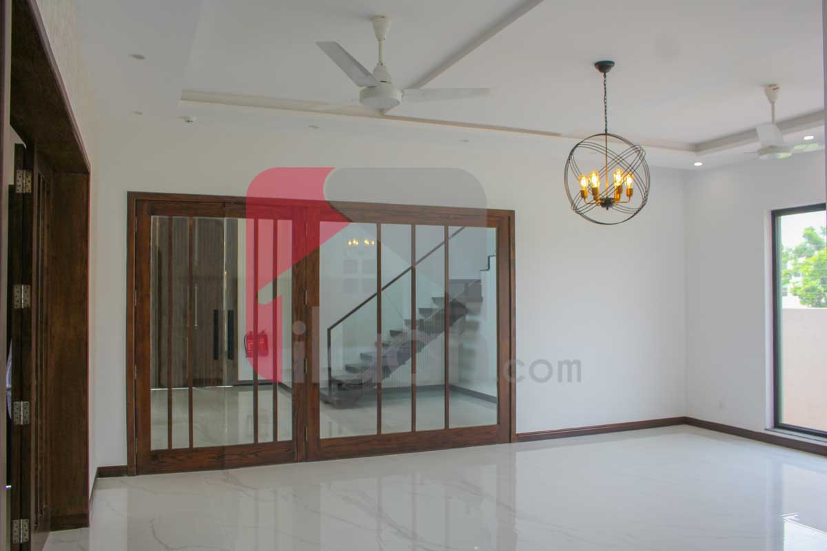 1 Kanal House for Sale in Block N, Phase 6, DHA Lahore