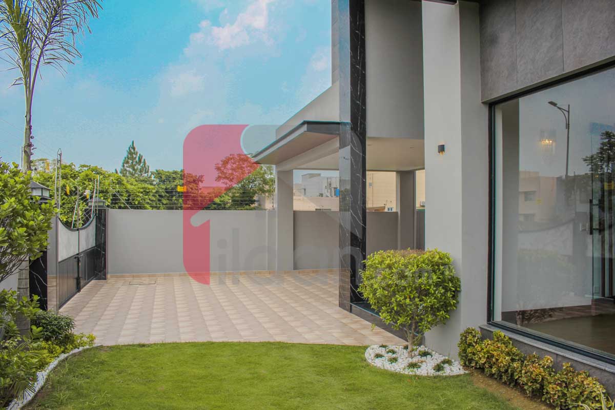 1 Kanal House for Sale in Block N, Phase 6, DHA Lahore