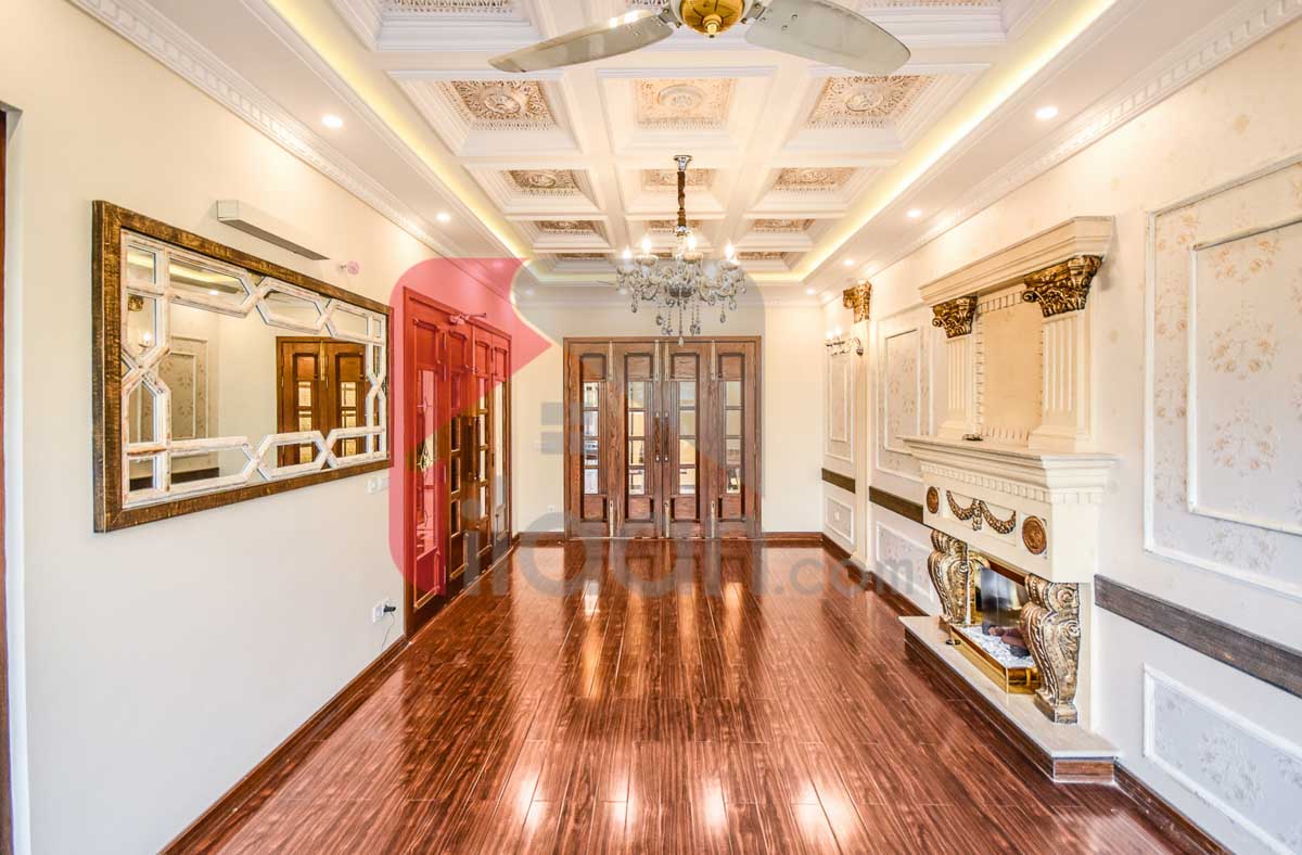 10 Marla House for Sale in Formanites Housing Scheme, Lahore