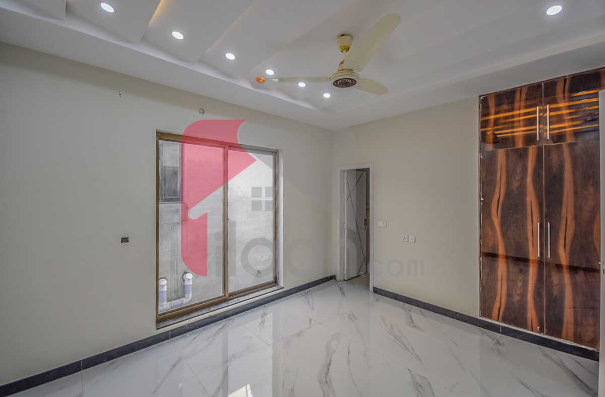 8 Marla House for Sale in Phase 6, DHA Lahore
