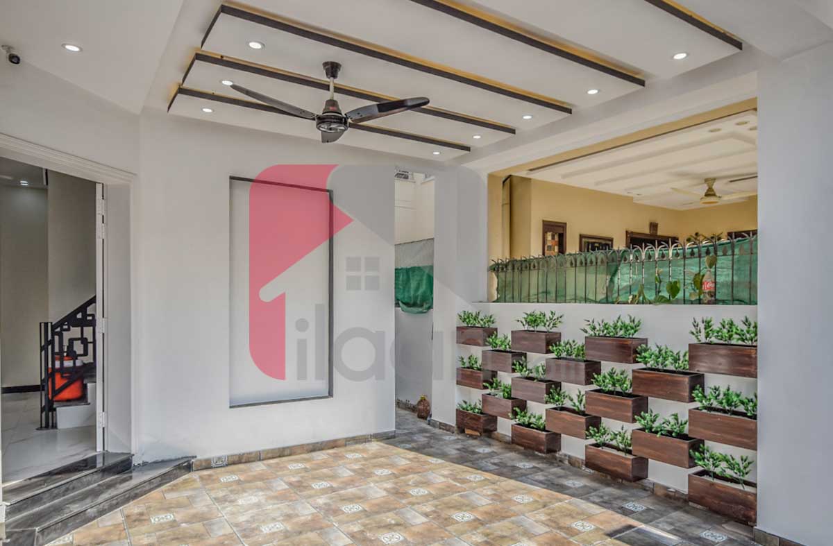 8 Marla House for Sale in Phase 6, DHA Lahore