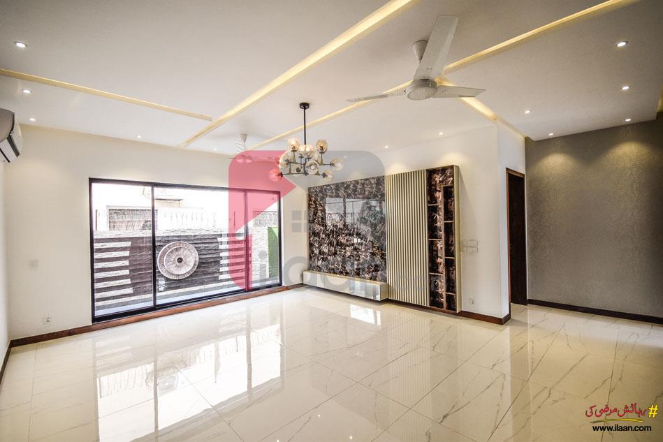 18 Marla House for Sale in Bankers Cooperative Housing Society, Lahore