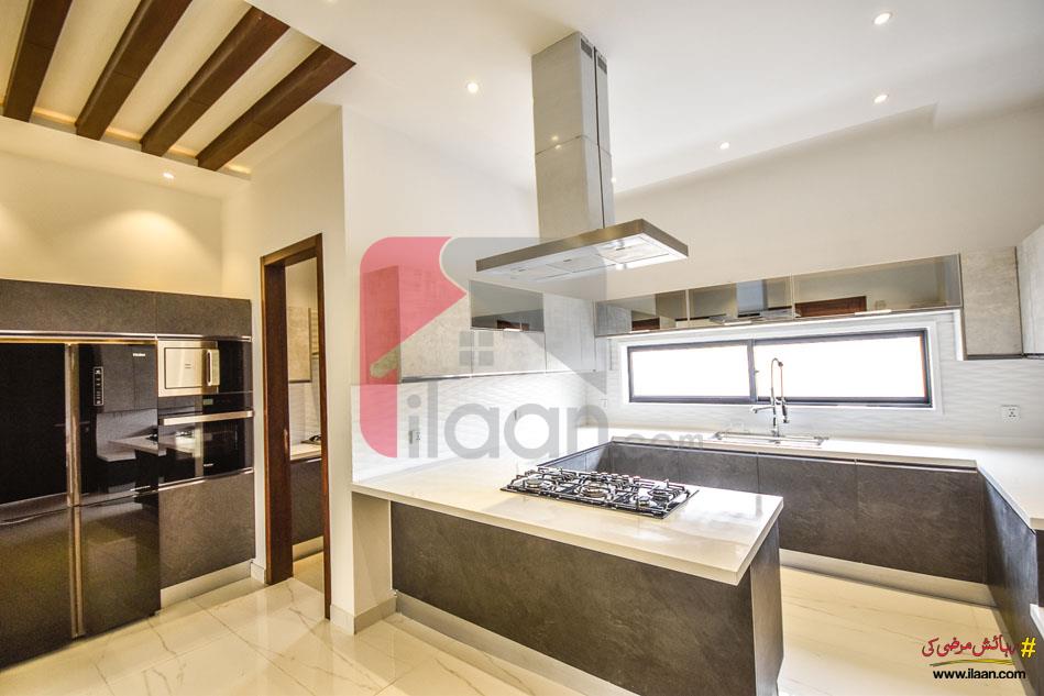 18 Marla House for Sale in Bankers Cooperative Housing Society, Lahore