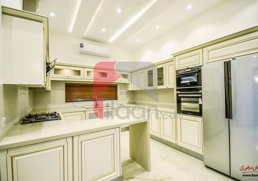 18 Marla House for Sale in Bankers Cooperative Housing Society, Lahore