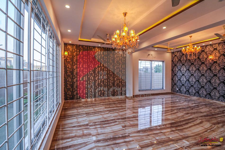 10 Marla House for Sale in Formanites Housing Scheme, Lahore