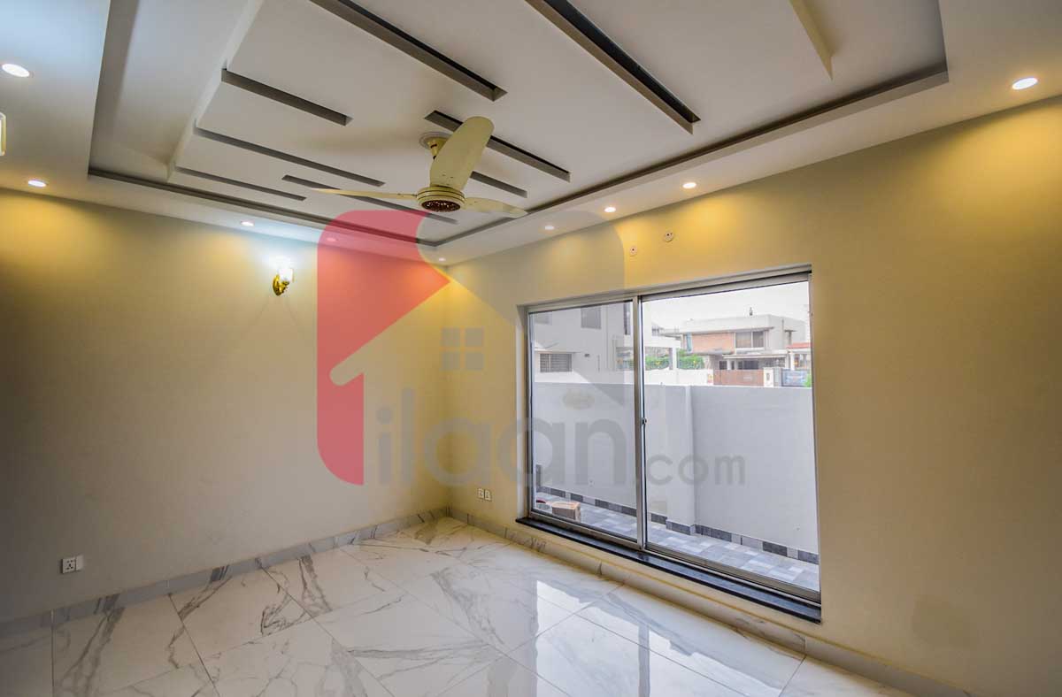 10 Marla House for Sale in Phase 6, DHA Lahore