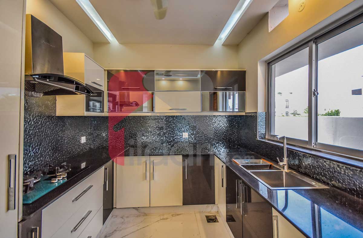 10 Marla House for Sale in Phase 6, DHA Lahore