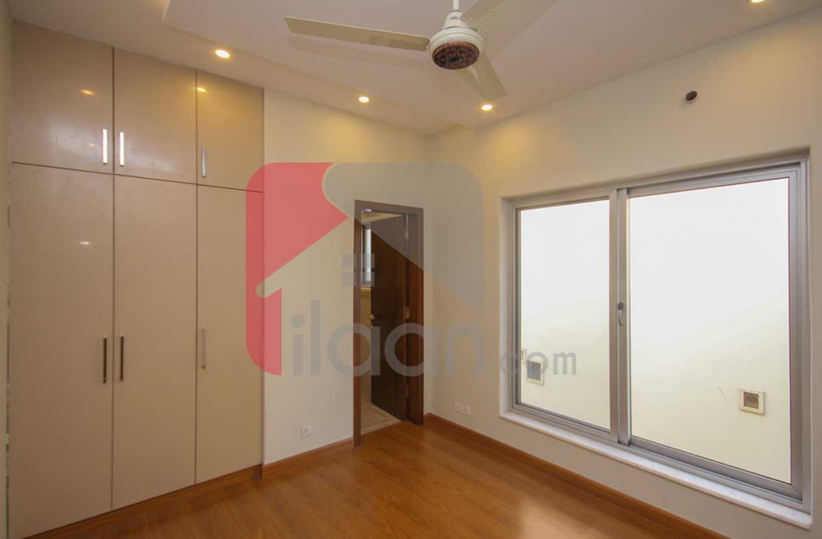 10 Marla House for Sale in Phase 6, DHA Lahore