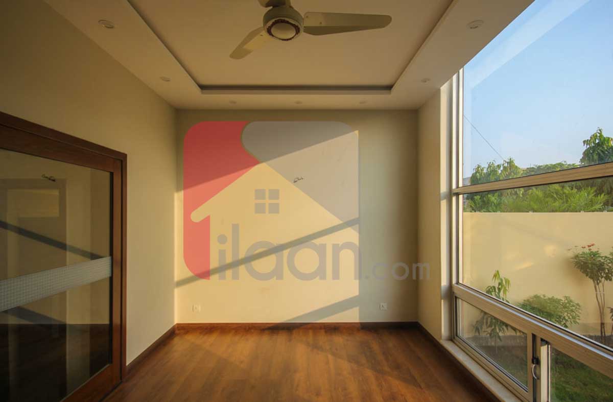 10 Marla House for Sale in Phase 6, DHA Lahore