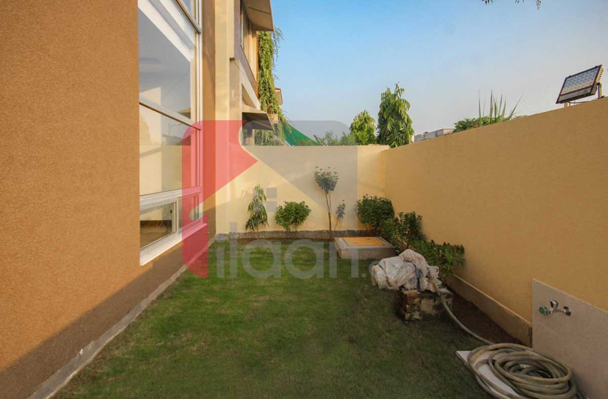 10 Marla House for Sale in Phase 6, DHA Lahore