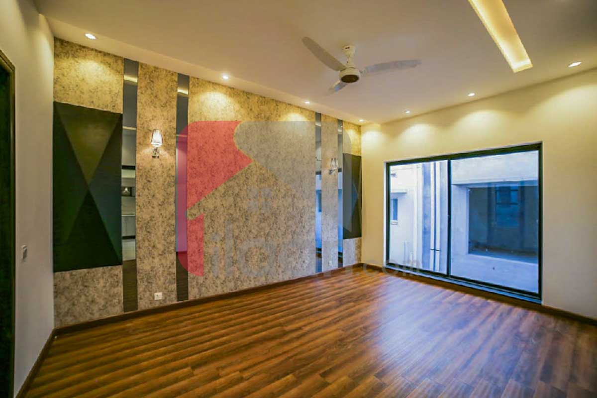 10 Marla House for Sale in Phase 6, DHA Lahore