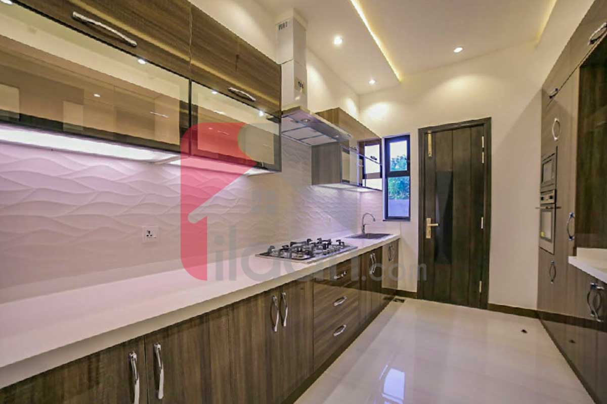 10 Marla House for Sale in Phase 6, DHA Lahore