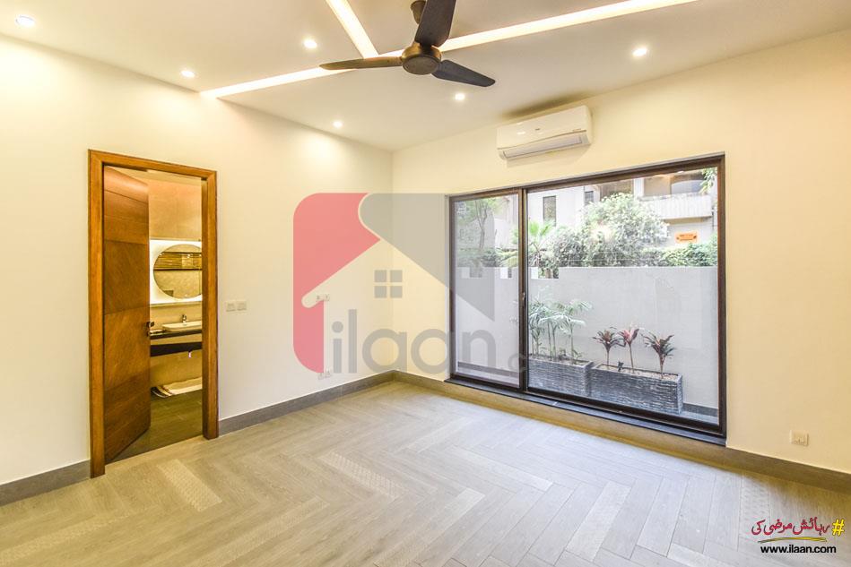 10 Marla House for Sale in Phase 3, DHA Lahore