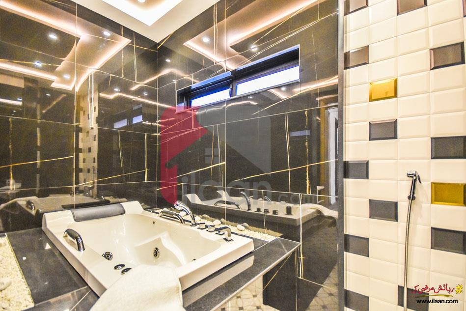 10 Marla House for Sale in Phase 3, DHA Lahore
